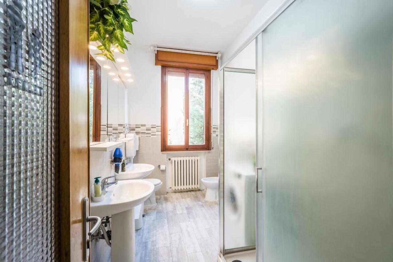 Guest House Vecchi Reggio Emilia Exterior photo